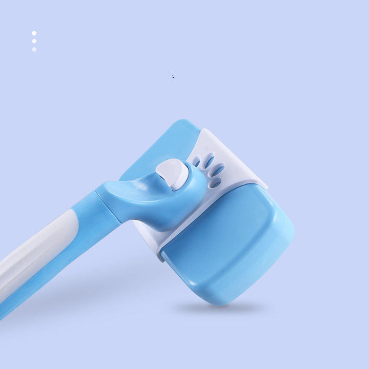 Say Goodbye to Pet Hair with the Self-Cleaning Comb!
